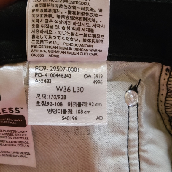 Red tab/ Blank Tab Levi's Mens 502 Black Taper Jeans 36x30 With Tags casual - Picture 12 of 16